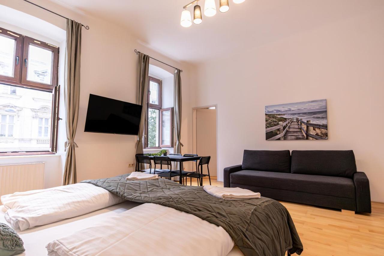 Apartament Stadthalle Oasis: Stylish 3br In