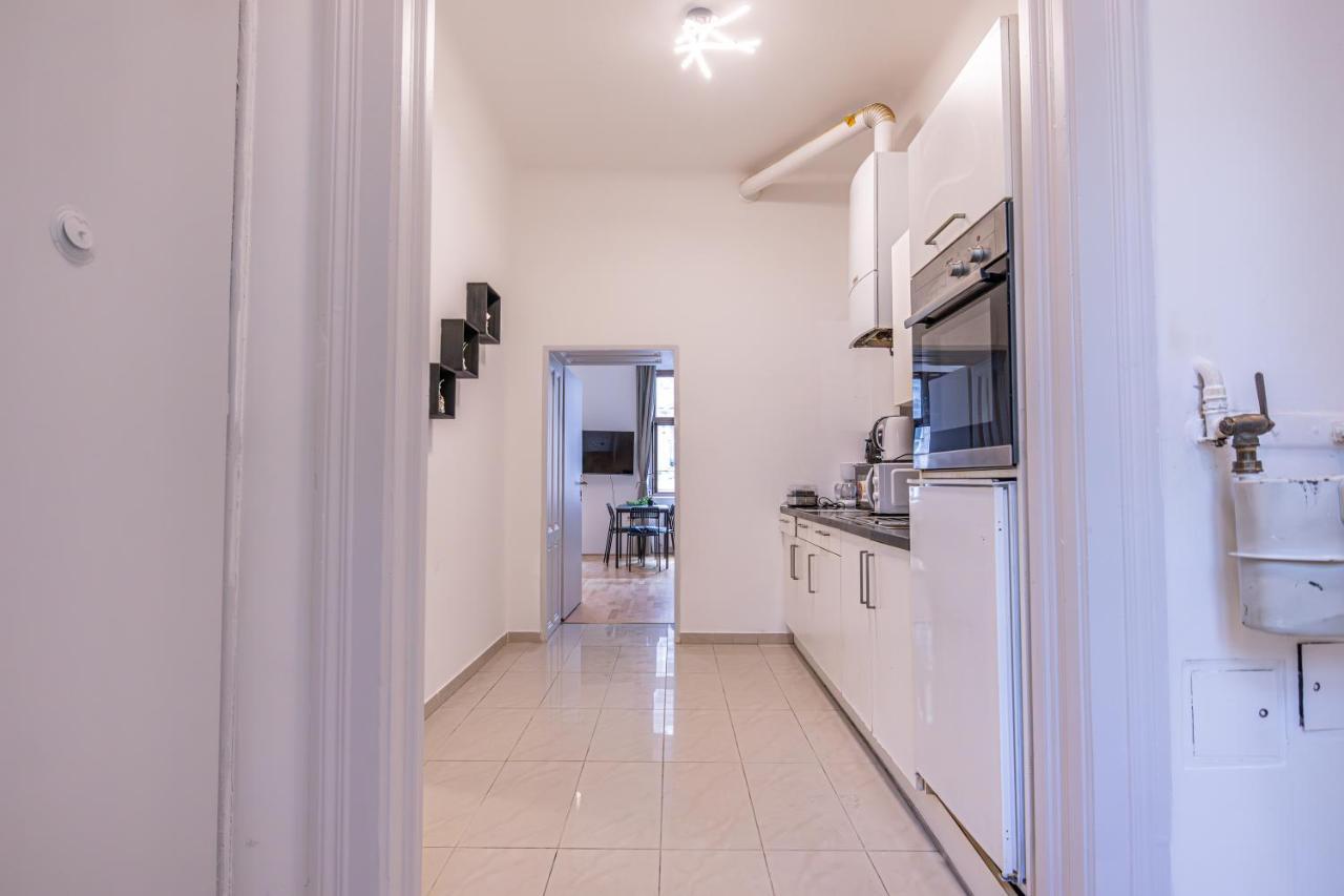 Apartament Stadthalle Oasis: Stylish 3br In *